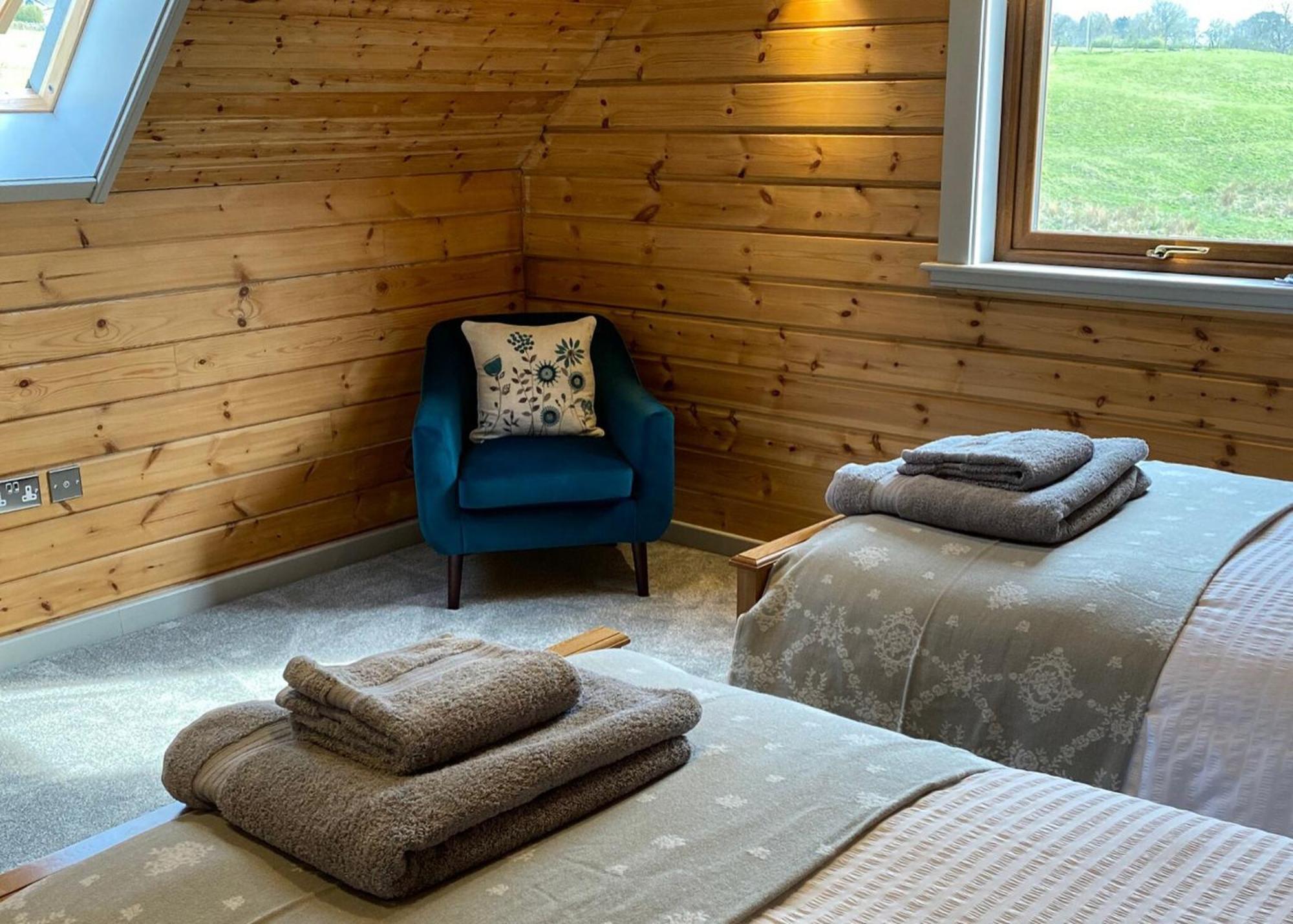 Anglesey Lakeside Lodges Menai Bridge Eksteriør billede